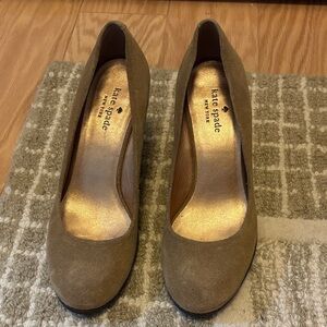 Kate Spade Tan Suede Wedges 7.5